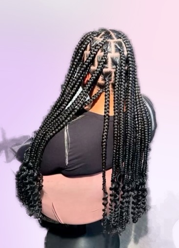 Jumbo knotless braids